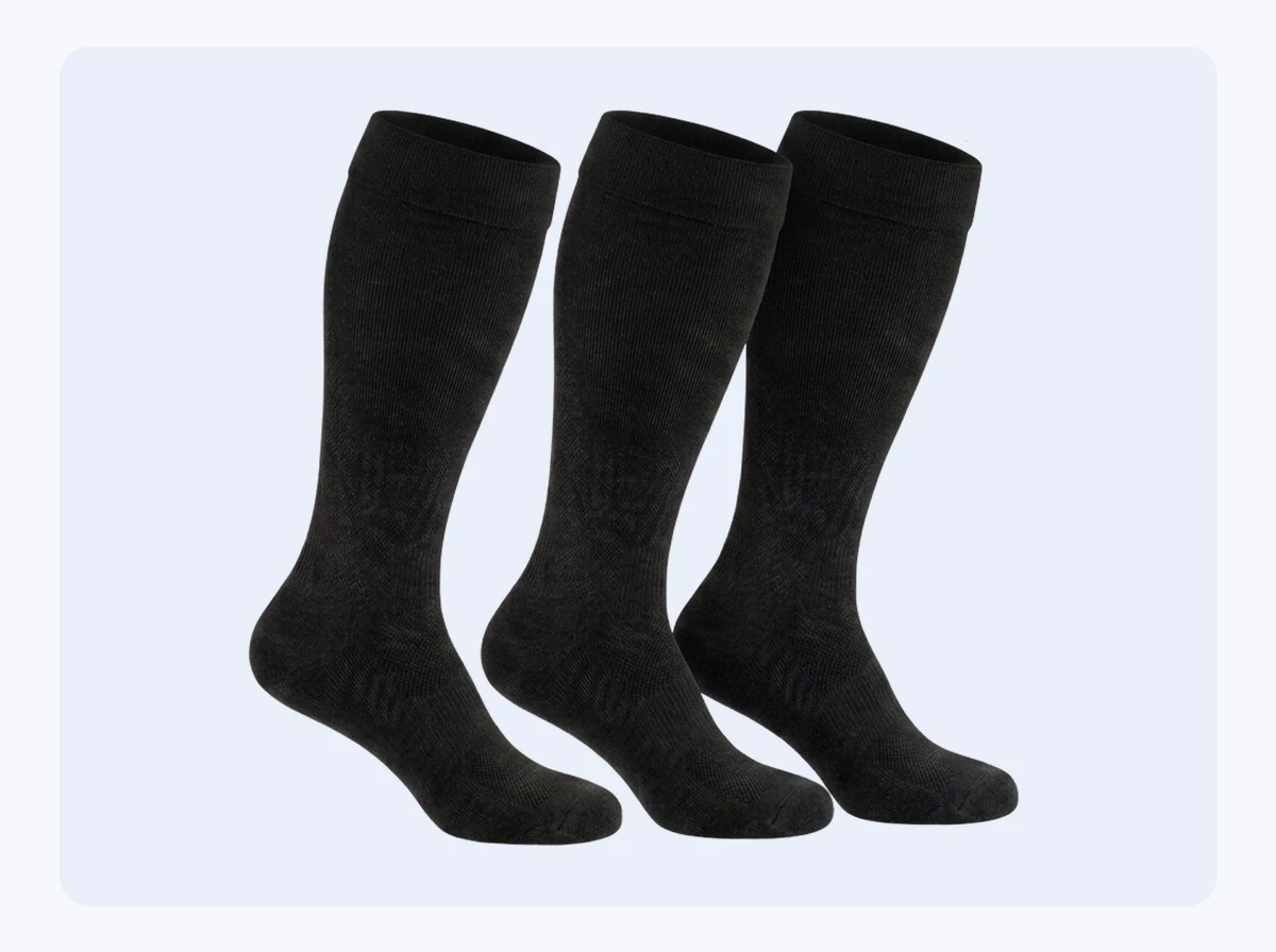 Position the Wide Comfort Strap Flat Below Your Knee
